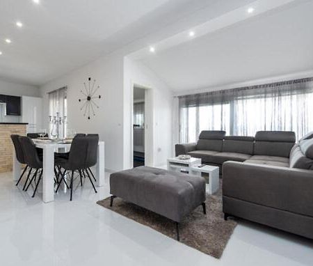 Apartmant Shine Luxury Maslenica Dış mekan fotoğraf